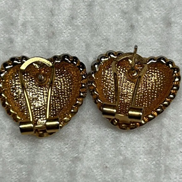 Vintage Heart Shaped Gold and Pave Rhinestone Earrings. - Picture 3 of 5